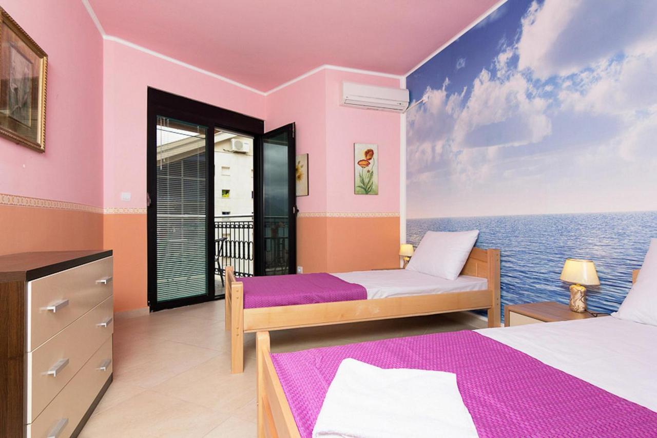 Apartments Coral Kotor Eksteriør bilde