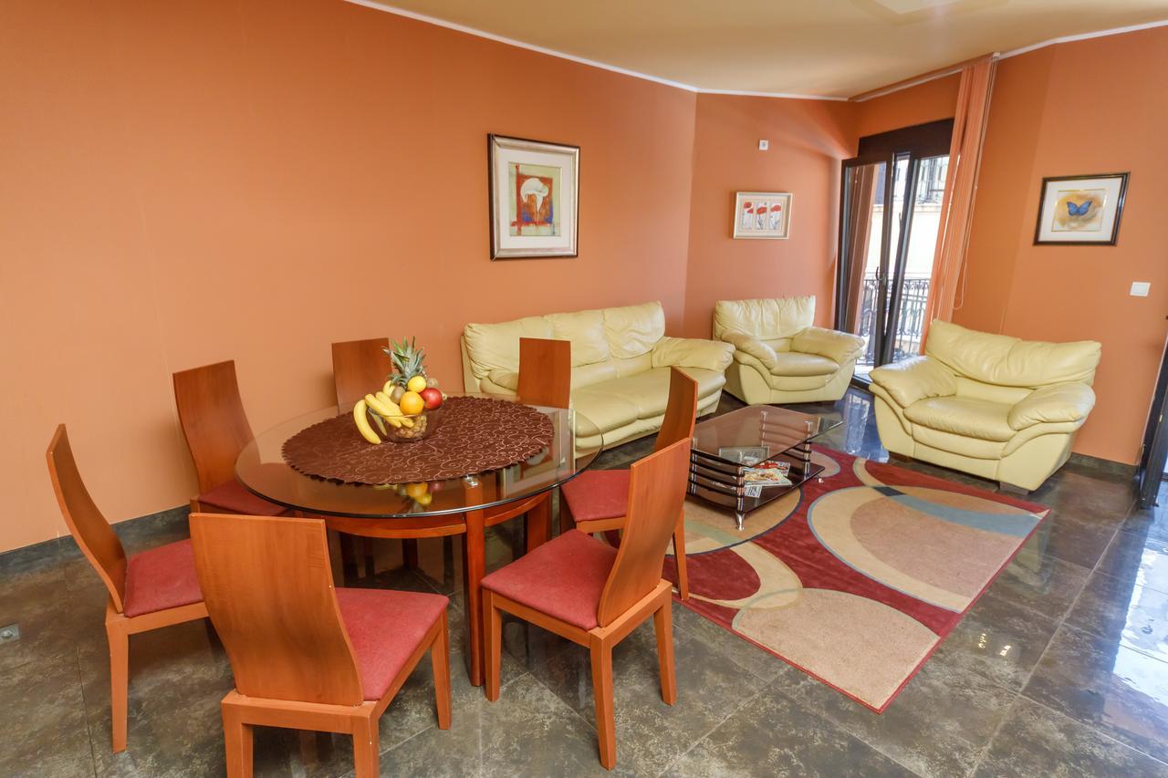 Apartments Coral Kotor Eksteriør bilde